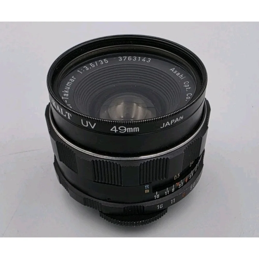 Asahi Pentax Spotmatic SP 35mm Film Camera Super Takumar 35mm f3.5 Lens Japan